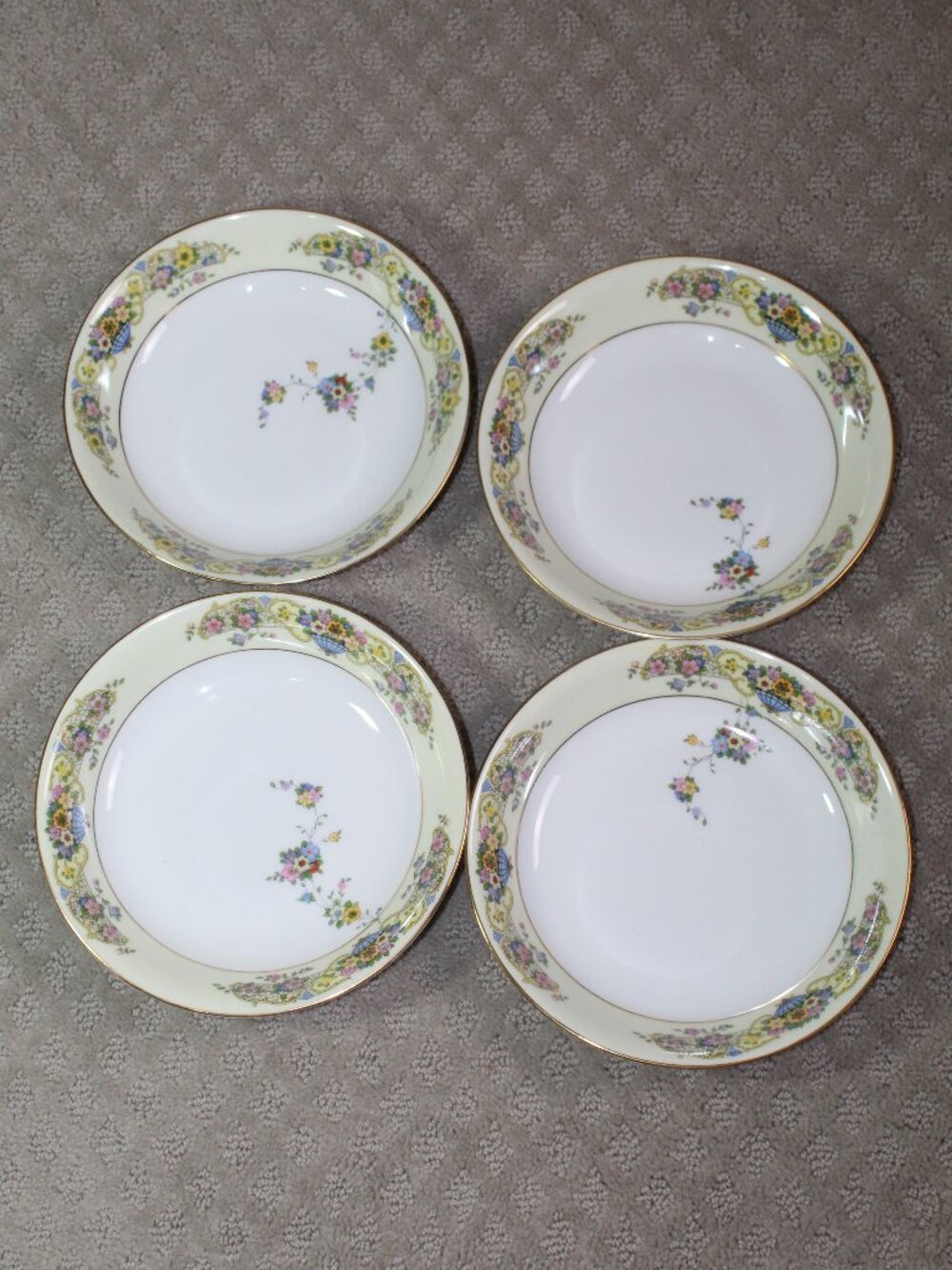 Set of 4 Thomas Bavaria Asturia Gold Trimmed Floral Soup Bowls